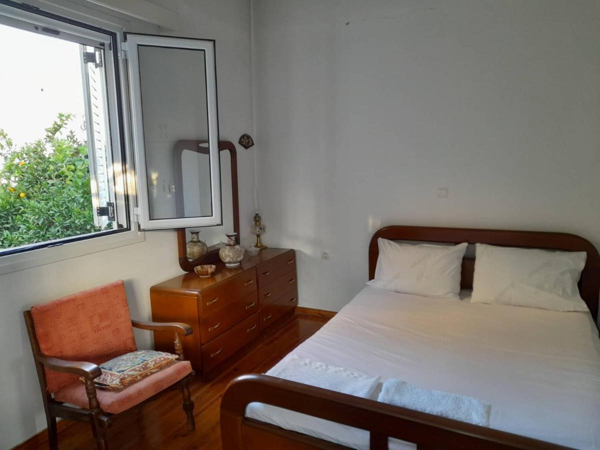エギオ Vacation House Dionysiaヴィラ エクステリア 写真